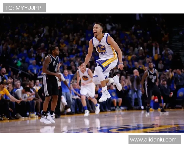 马刺与勇士西部决赛精彩录像回顾经典对决重温篮球激情与荣耀